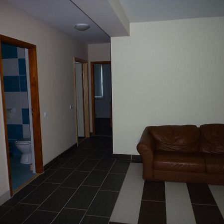 Hotel Farkasverem Vendeghaz Nyírtura Exteriér fotografie